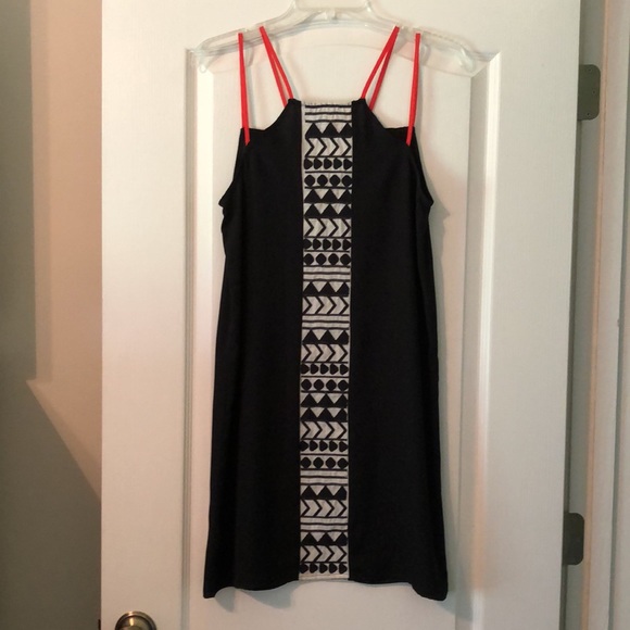 THML Black Dress with Geometric Design Size Small - Picture 2 of 6